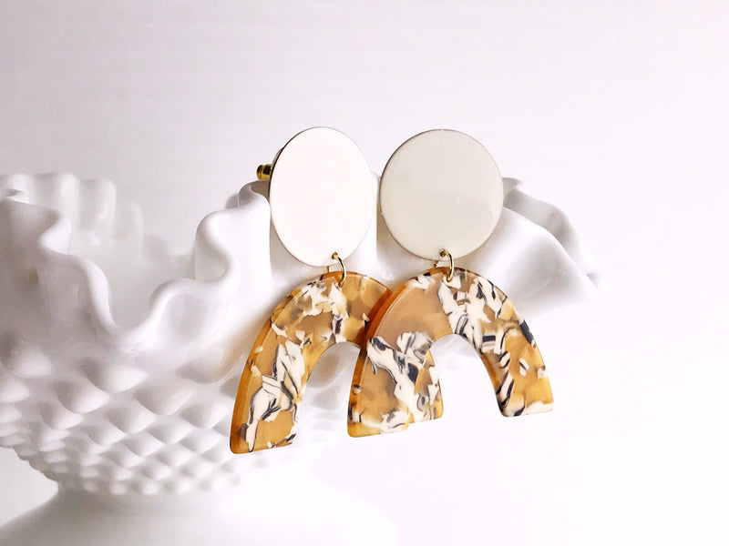 Ivory & mustard safari earrings